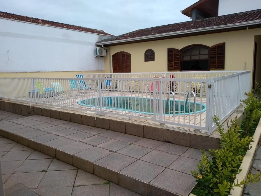 Casa Guaratuba espaçosa e confortável Exterior foto